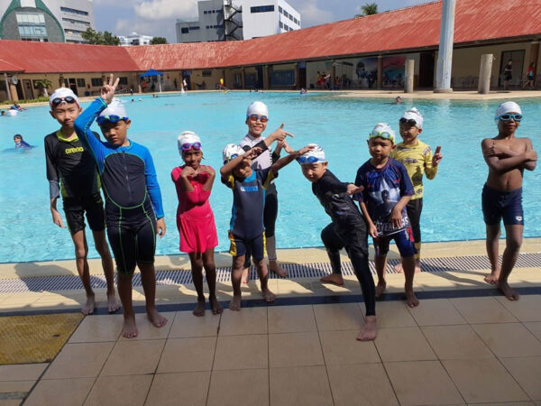 SwimBest children at the pool